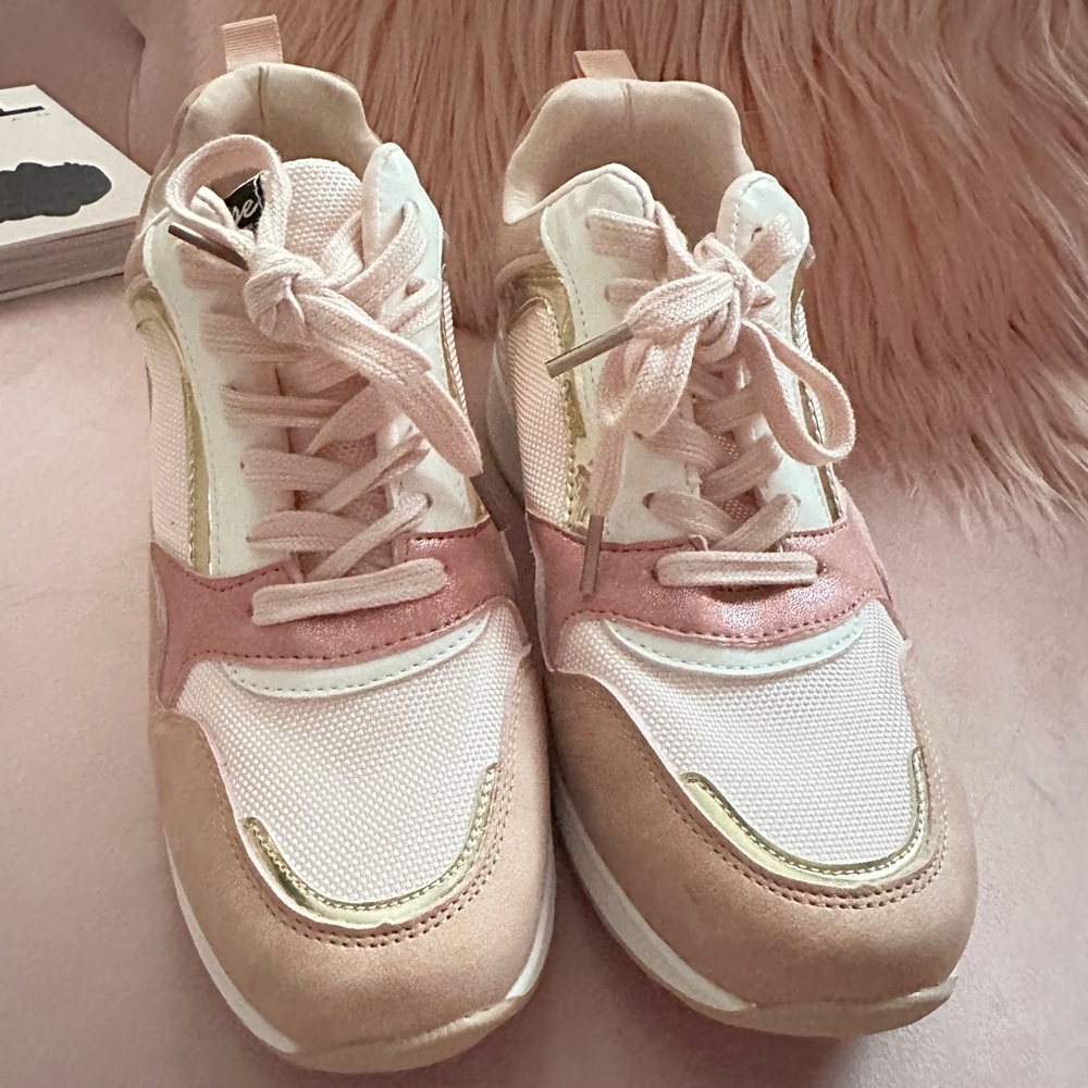 Vepose Pink and White Women's Sneakers